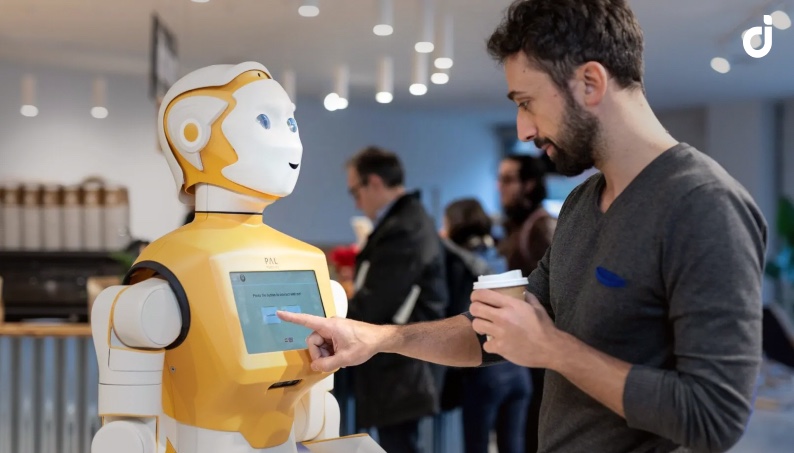 Robotic Assistants and Automation: Elevating Service Amid Labor Shortages